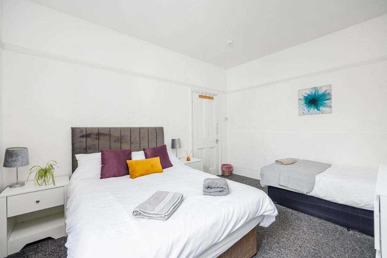 Charming & Sunny 2Br - City Centre Nr The Beach & High St By Everhome Ltd เซาเทนด์ ออน ซี ภายนอก รูปภาพ